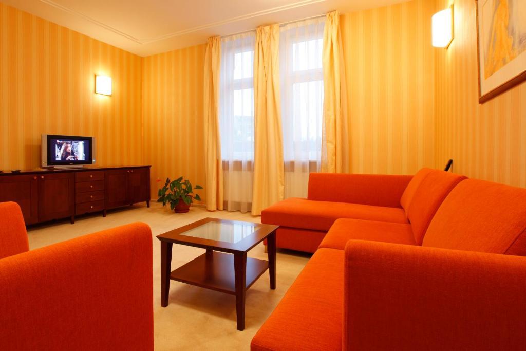 Hotel Sandor Pavillon Piest'any Zimmer foto