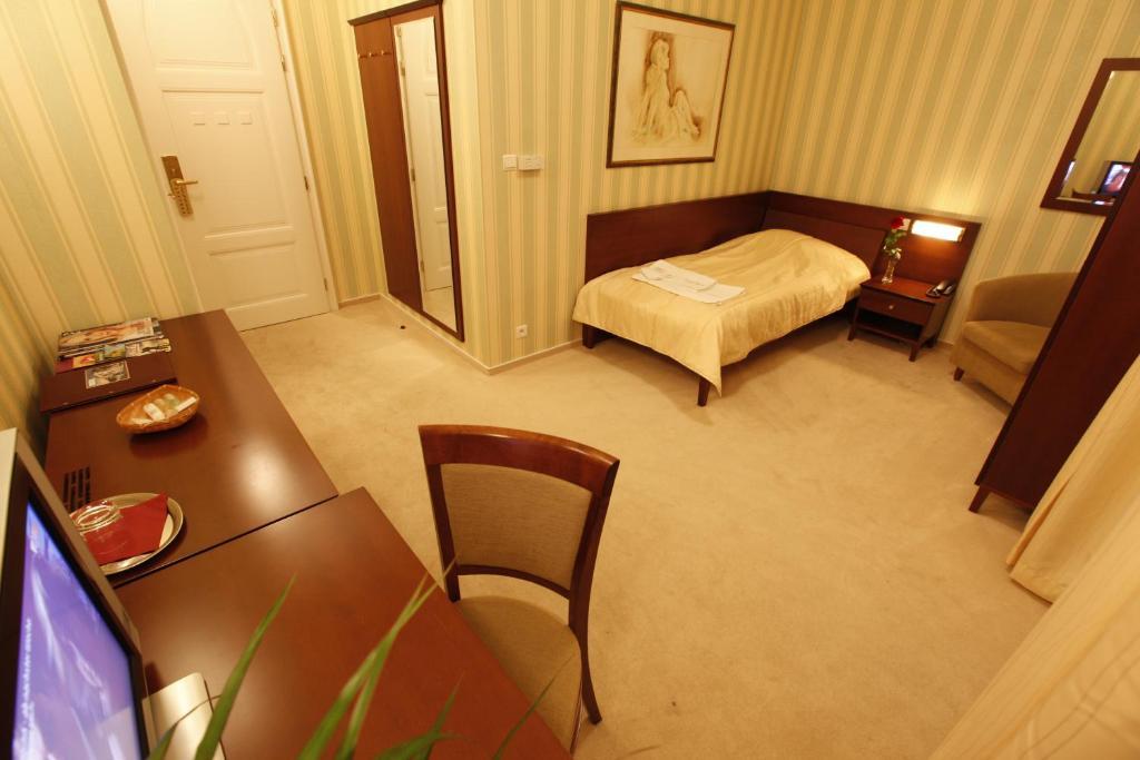 Hotel Sandor Pavillon Piest'any Zimmer foto